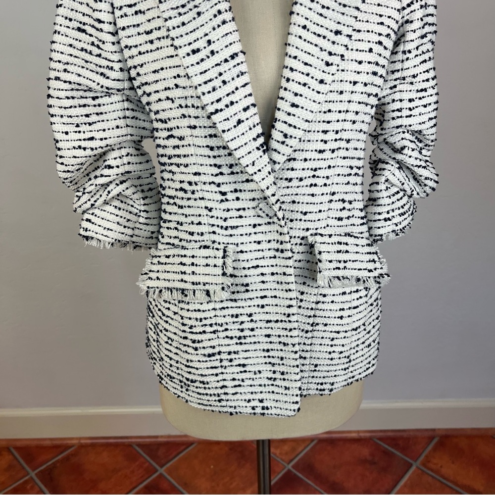 cinq a sept Black and White Tweed Rosette Blazer - Picture 5 of 8